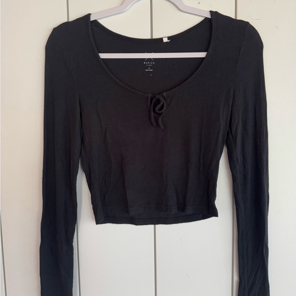 Cropped Black Long Sleeve - Pacsun